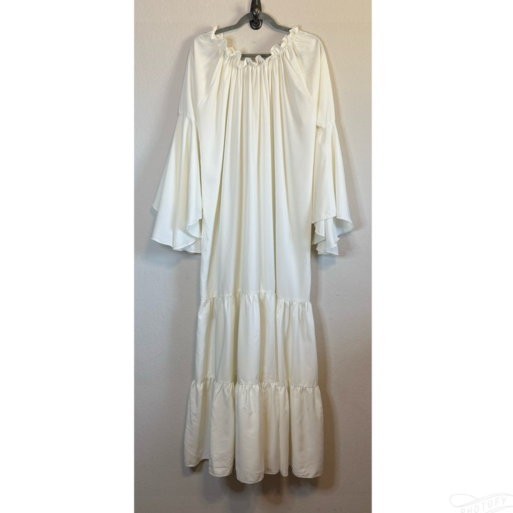 Quill & Ink Renaissance Chemise Dress *says L but fits like XL-XXL.